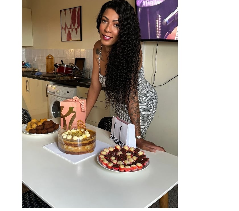Trans Escorts Hertfordshire Dacorum - Photos for Brazilian BBC XXL π¦π§π·π¦