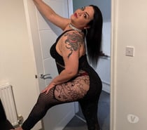 Hot Lunna, Trans party girl
