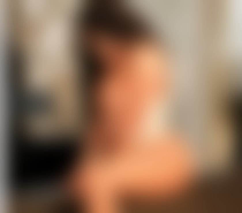 Transsexual Belfast City Centre (South) Belfast - Photos for LAURA HOT DOMINATRIX BRASILIAN AVAILABLE NOW