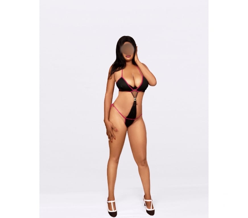 Escorts Belfast Belfast City Centre (South) - Belfast - Photos for Sexy Ebony Bianca in Town don't miss out this party girl