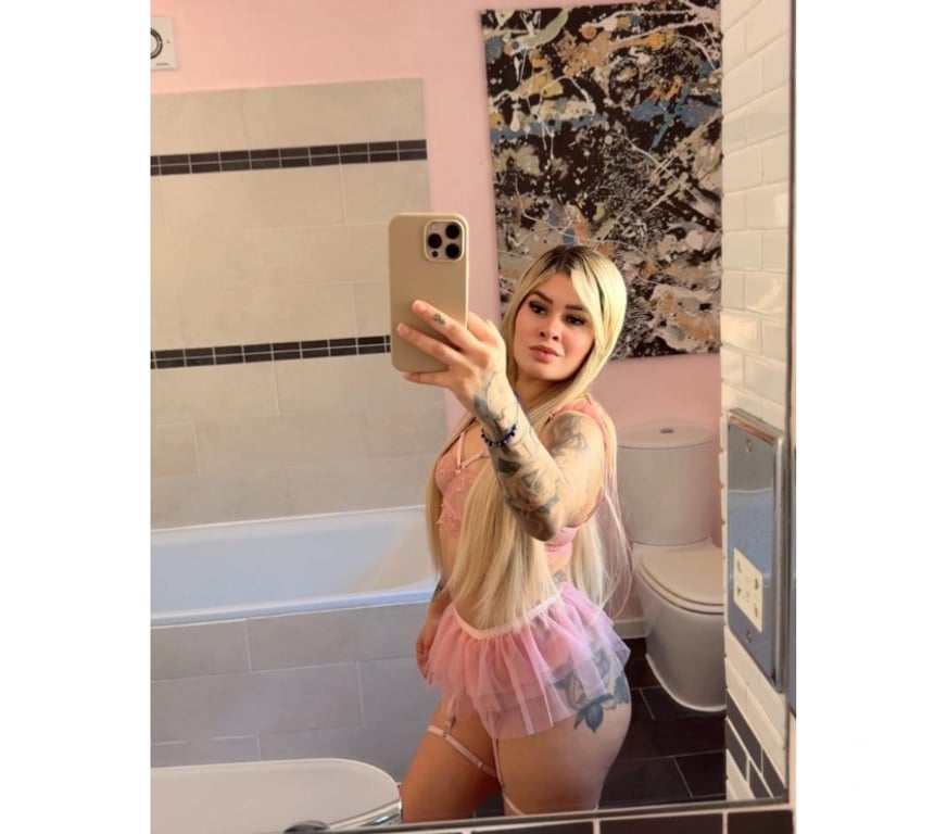 Escorts East London Havering - Photos for 🩷VIP BRAZILIAN💓 FIRST TIME HERE🩷CALL ME