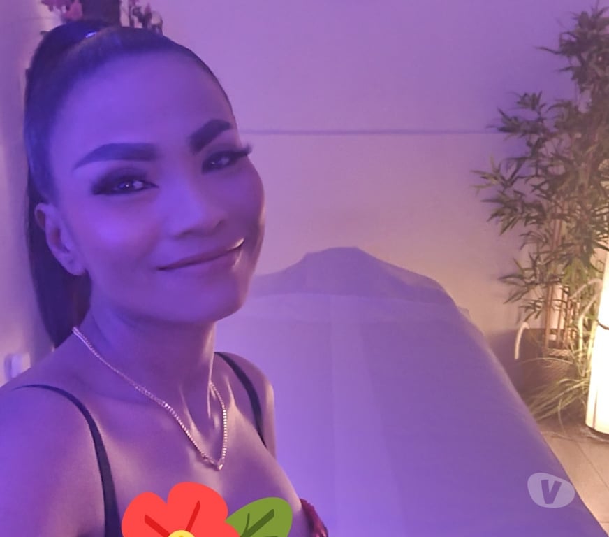 Escorts West Yorkshire Bradford - Photos for May and Laura tantric hot oils massage ❤️❤️