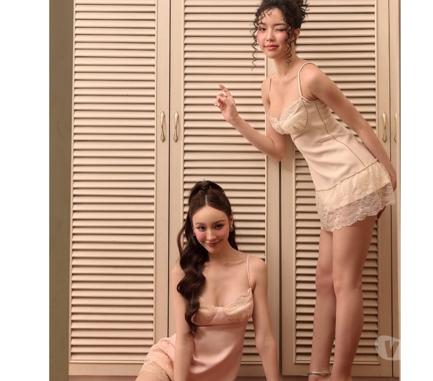 Escorts West Yorkshire Bradford - Photos for ⭐ONLY ONE WEEK💖 Two Japanese Escort⭐️ BRADFORD