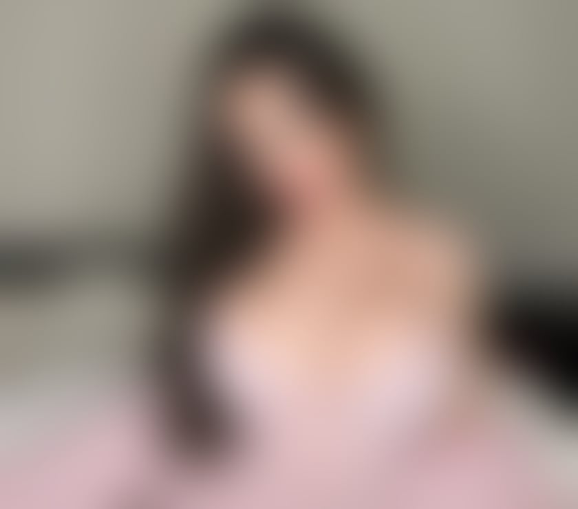 Camila Mature transexual in Feltham come try!
