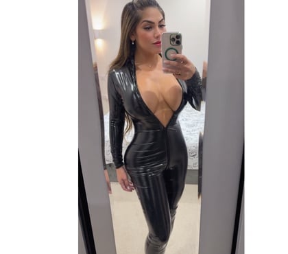 Escorts Walthamstow East London - Photos for HOT Bella Brazilian best service🇧🇷 party girl