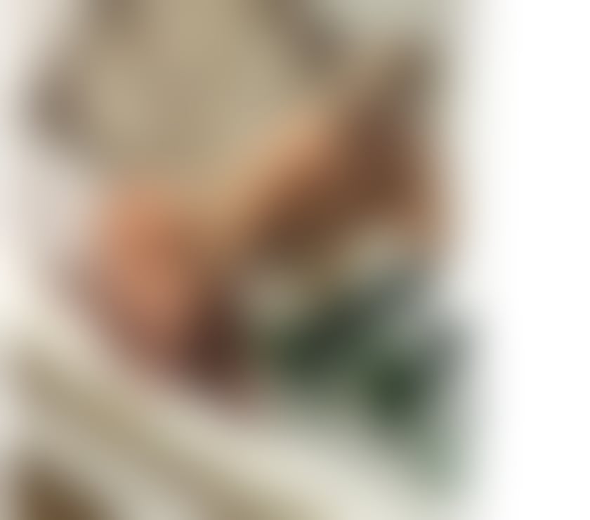 Escorts Surrey Elmbridge - Photos for Pietra Magic in your hands