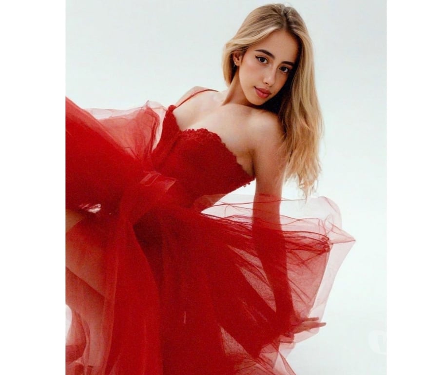 Escorts Glasgow Glasgow City Centre - Glasgow - Photos for Camille Roy Party Blond