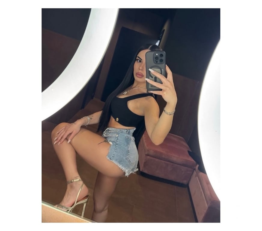 Escorts Cardiff Cardiff City Centre - Cardiff - Photos for ❤️⭐️The best brunette is here⭐️❤️