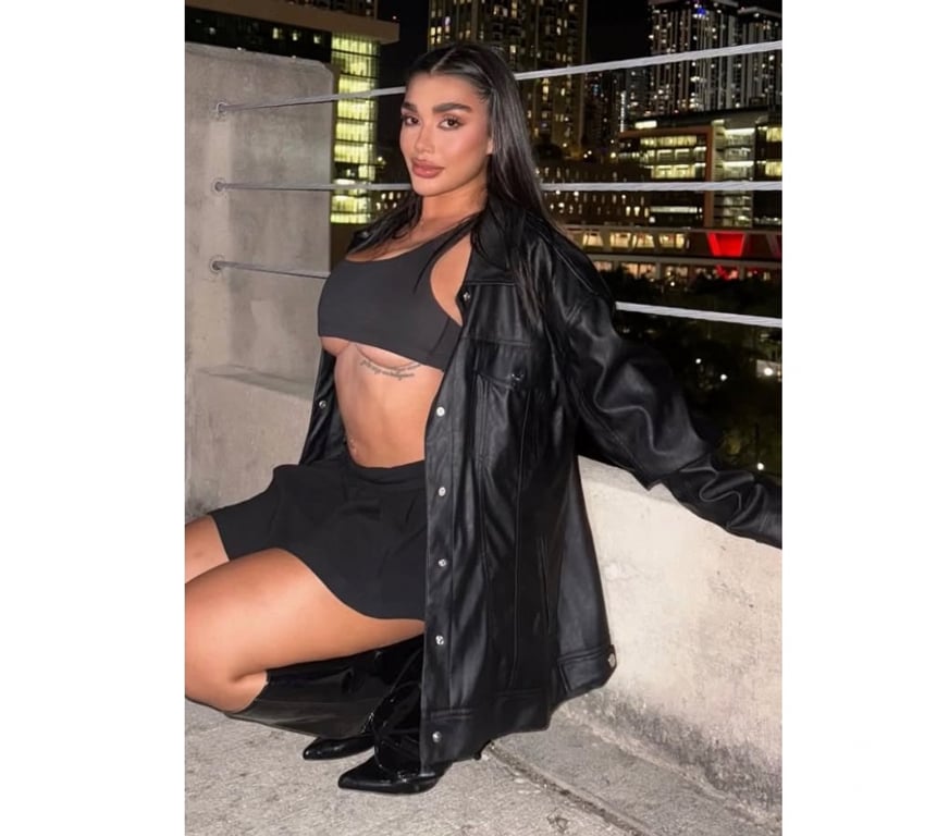 Escorts East London Aldgate East Station - East London - Photos for ☎️07933 054481☎️SARAH PARTYGIRL🇧🇷BRICK LANE