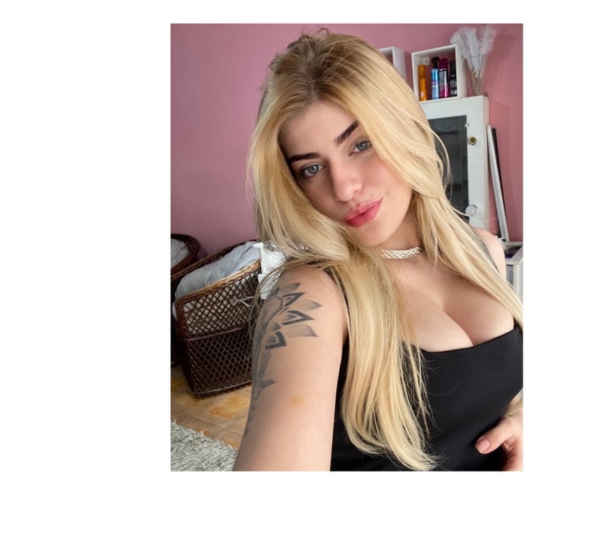 Escorts North West London Neasden - North West London - Photos for 🇧🇷 CALLING NEW BRAZILIAN BABES ❤️🥂
