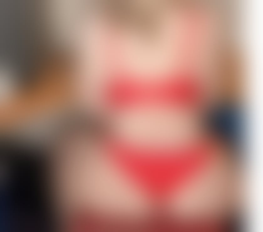 Escorts North West London Cricklewood - North West London - Photos for British curvy mature AnneMarie - a sophisticated experience