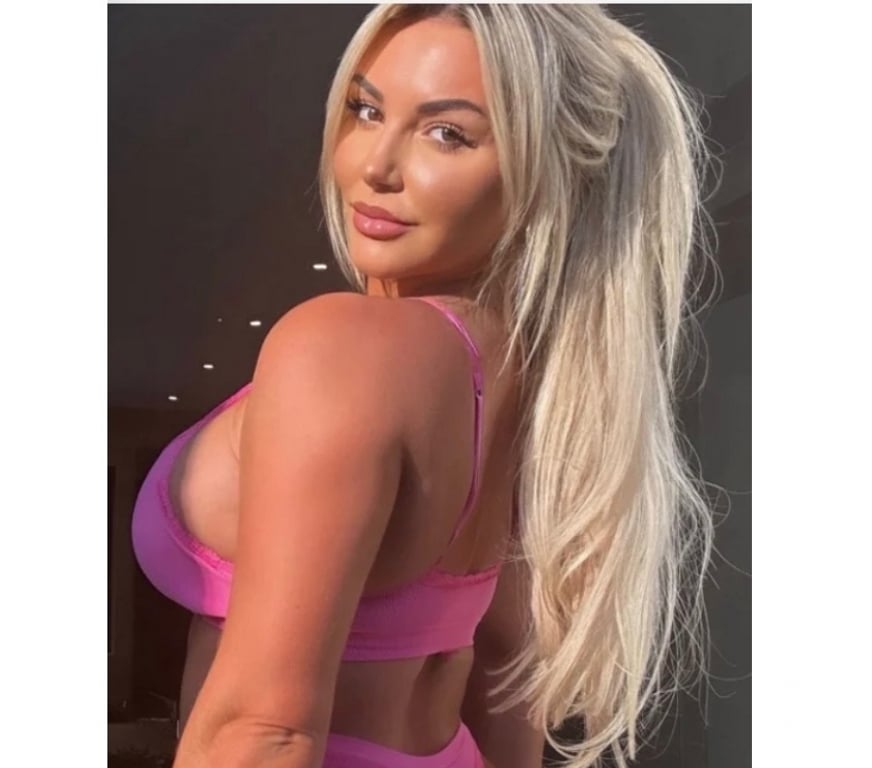 Escorts Glasgow Glasgow City Centre - Glasgow - Photos for Hello Marie is here for you