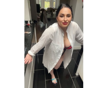 Escorts and Massages Ilford Redbridge - Photos for 😘Marina besst services ❤️💋