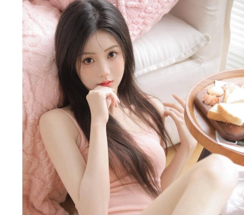 Escorts East London Redbridge - Photos for Elegant Asian Girl💕Best Escort 💋London 073529144