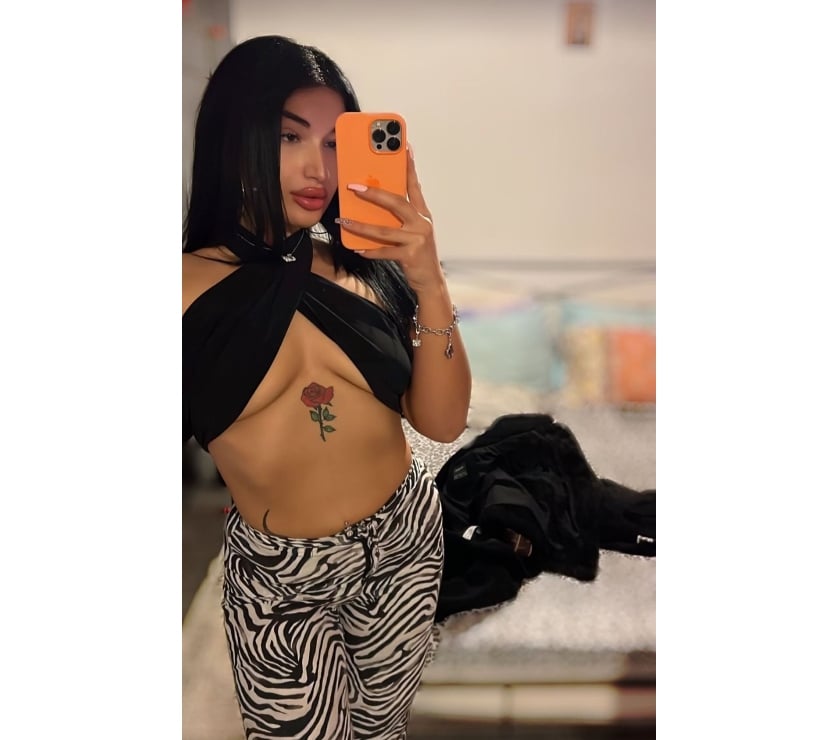 Escorts Greater Manchester Oldham - Photos for Zennat❤️Party🥰Incall Or Outcall😍