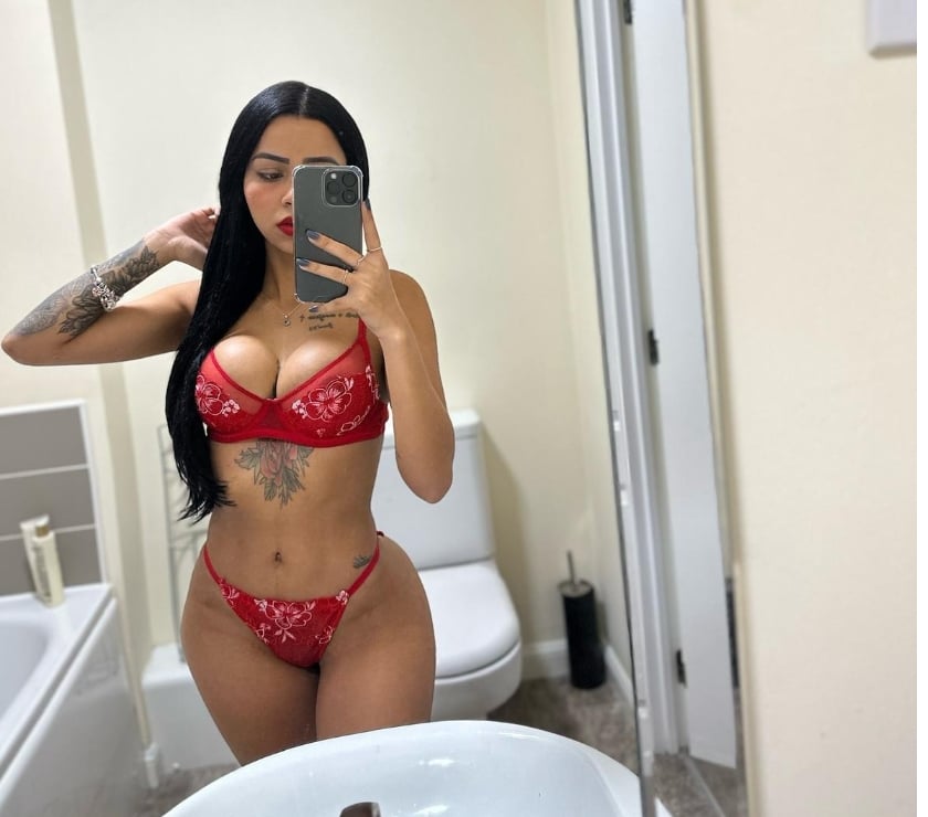 Escorts Derbyshire Derby - Photos for LATINA🥰BIG ASS🍑 first time in the city📞 CALL ME