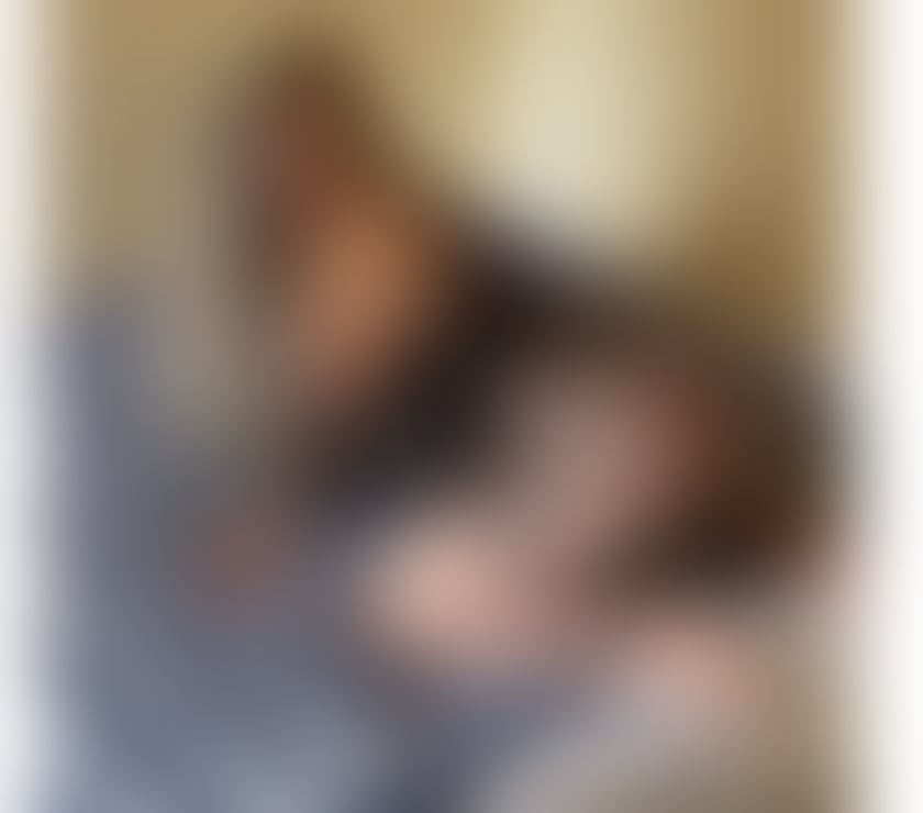 Escorts West London Hillingdon - Photos for Ella Girl Party 🍺🎉 The Best Owo🥵