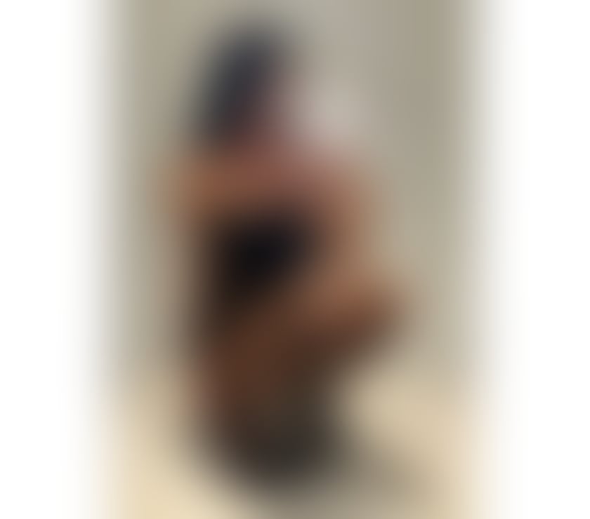 Photos for Outcall sexy woman party