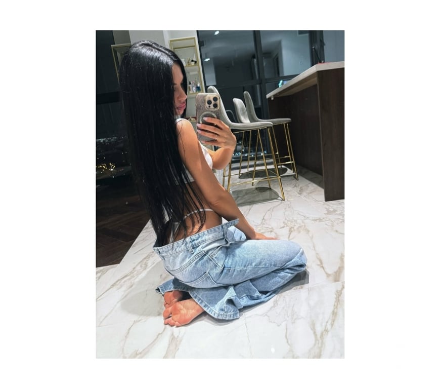 Escorts East London Canary Wharf - East London - Photos for Outcall sexy woman