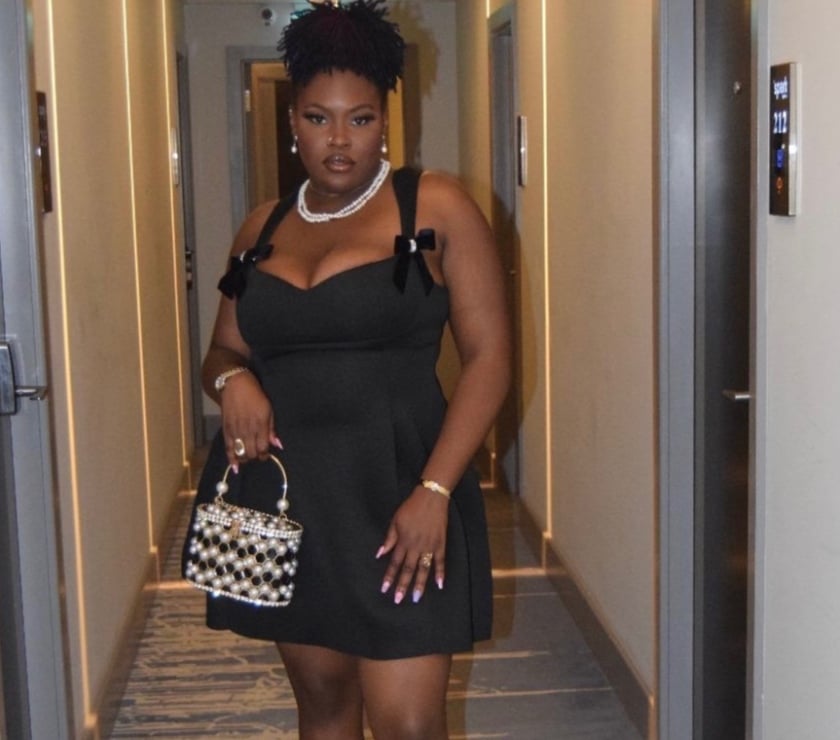 Escorts Essex Basildon - Photos for BUSTY CURVY EBONY IN BASILDON