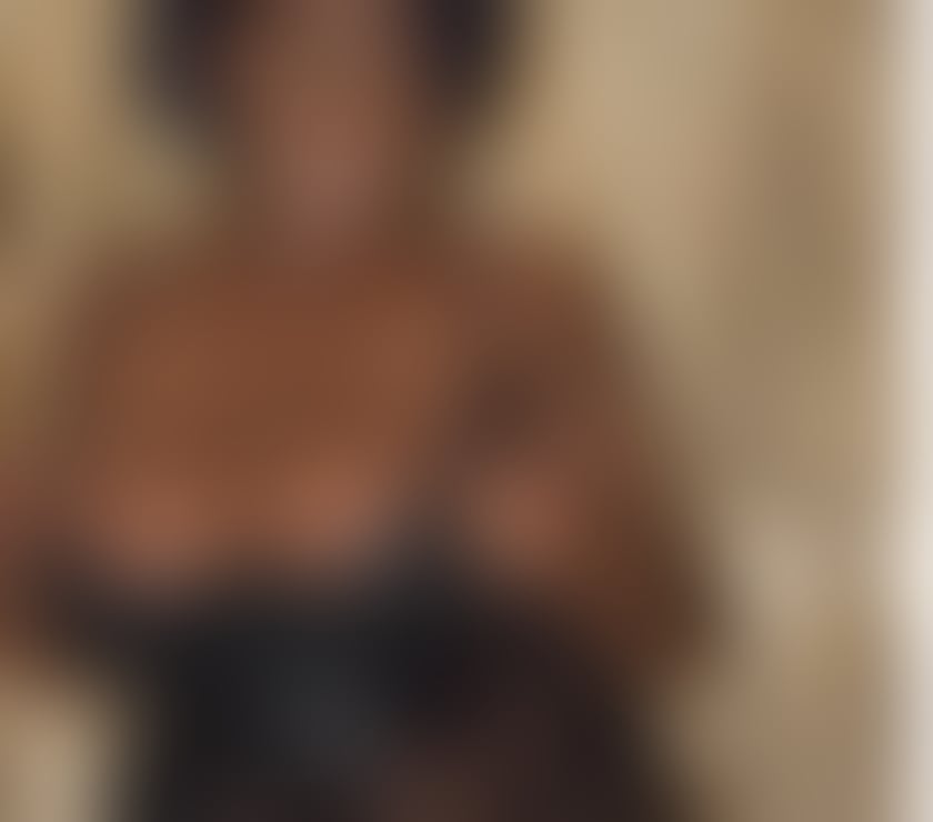 Escorts Essex Basildon - Photos for BUSTY CURVY EBONY IN BASILDON
