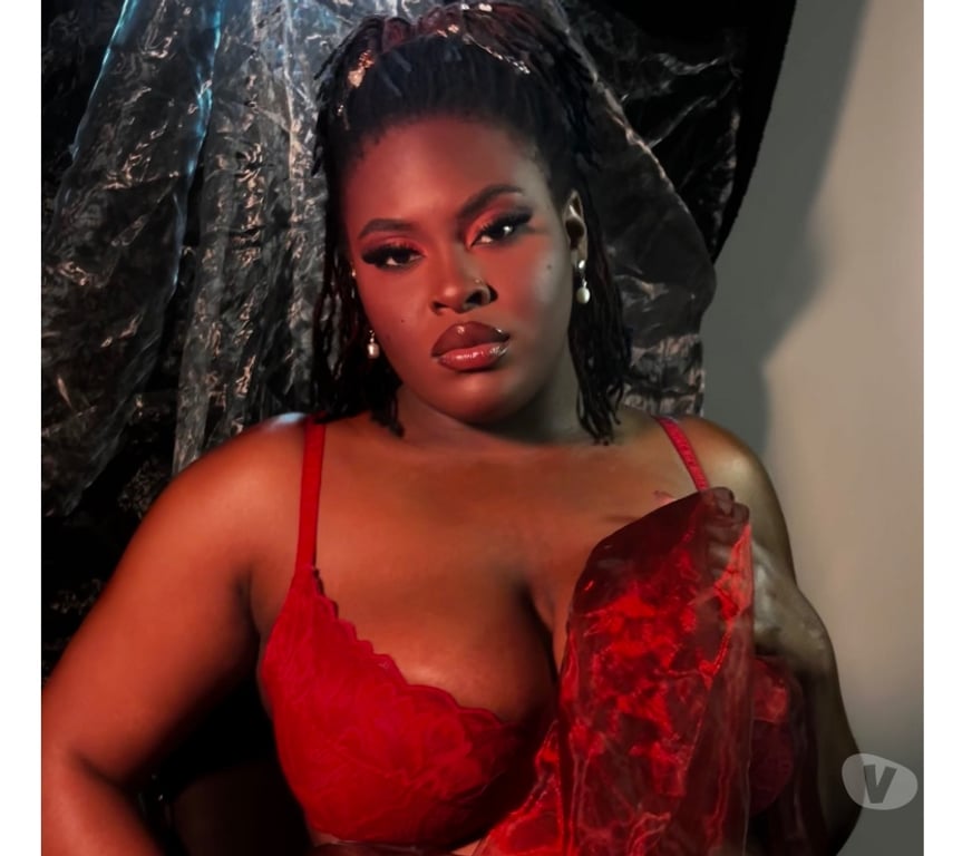 Escorts Essex Basildon - Photos for CURVY EBONY BACK IN TOWN