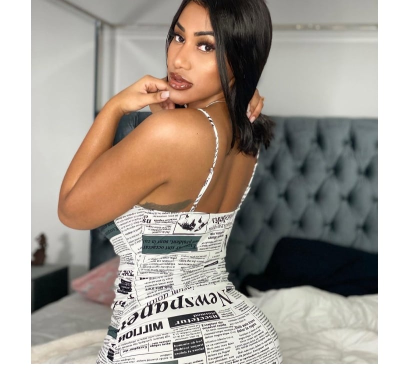 Escorts Heathrow Hillingdon - Photos for ❤️🫦Brazilian Companion ! NEW IN THE UK❤️🫦