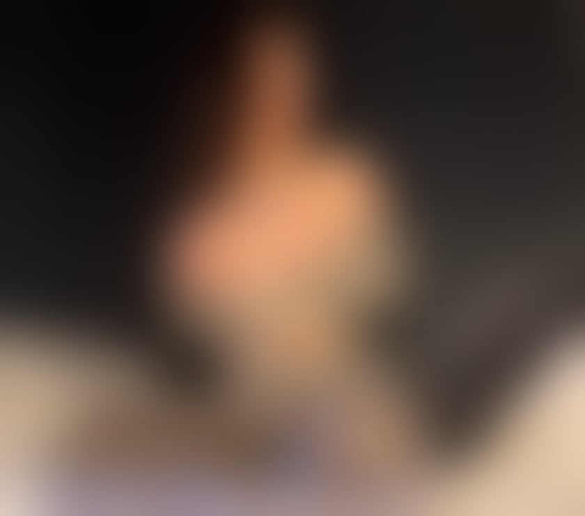 Escorts Bradford City Centre Bradford - Photos for Isabella – petite, sweet, and dangerously seductive🤩