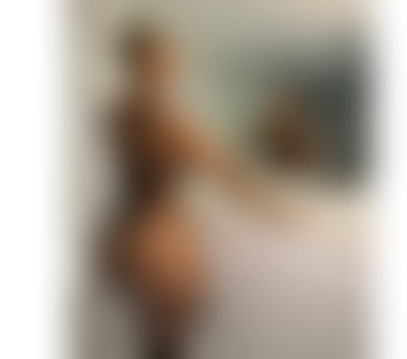 Escorts London Gatwick Airport Crawley - Photos for 🌻kinkycolombian🌻best services🍾