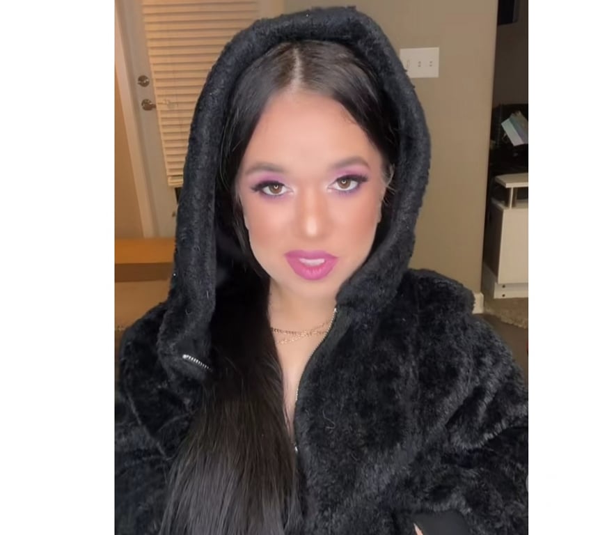 Adult Entertainment Oxfordshire South Oxfordshire - Photos for New midget in this town for more contact me on WhatsApp