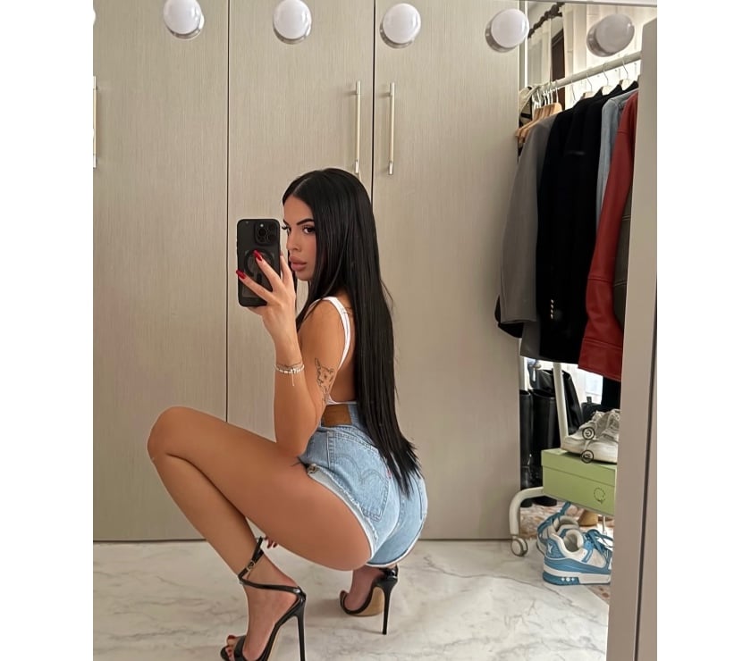 Escorts East London Havering - Photos for Vip brunette🖤✨outcall only❗️Havering❗️🖤✨