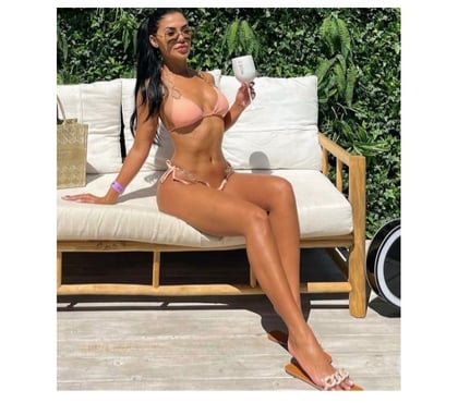 Escorts and Massages Ealing Broadway West London - Photos for MEL💜NEW IN EALING💥PARTY🌹