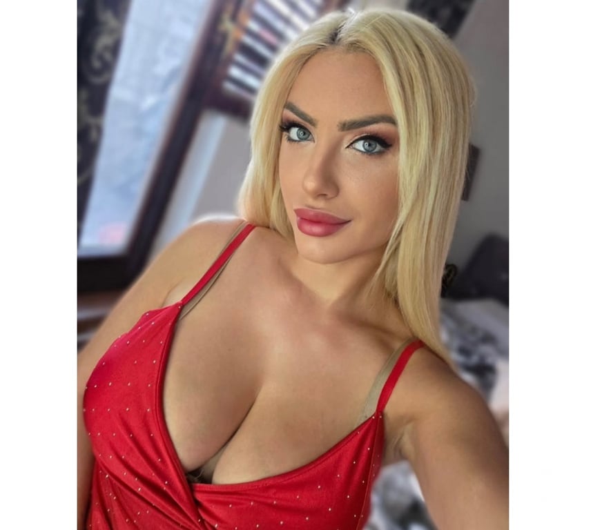 Escorts West Sussex Crawley - Photos for 🅷🅾🆃 🅿🅰🆁🆃🆈 24🅷OUTCALL💯REAL