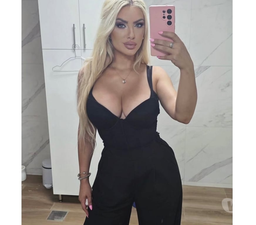 Escorts West Sussex Crawley - Photos for 🅷🅾🆃 🅿🅰🆁🆃🆈 24🅷OUTCALL💯REAL