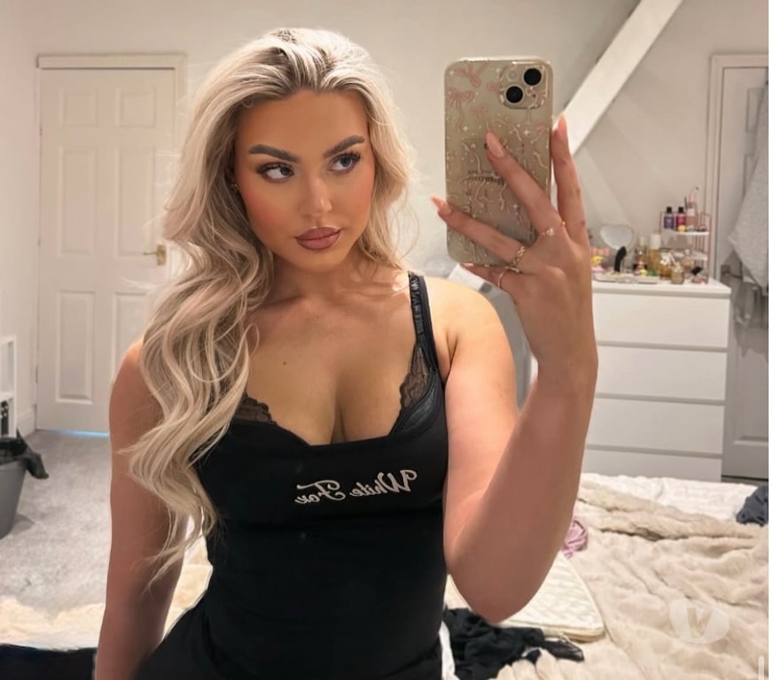 Escorts West Sussex Crawley - Photos for Ⓢⓔⓧⓨ ⓑⓛⓞⓝⓓⓔ 🄿🄰🅁🅃🅈 24 🄷