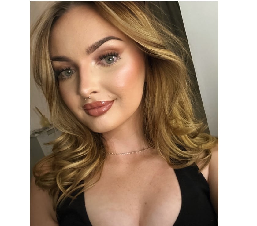 07933872202- Draining guys makes me happy 🥥💦