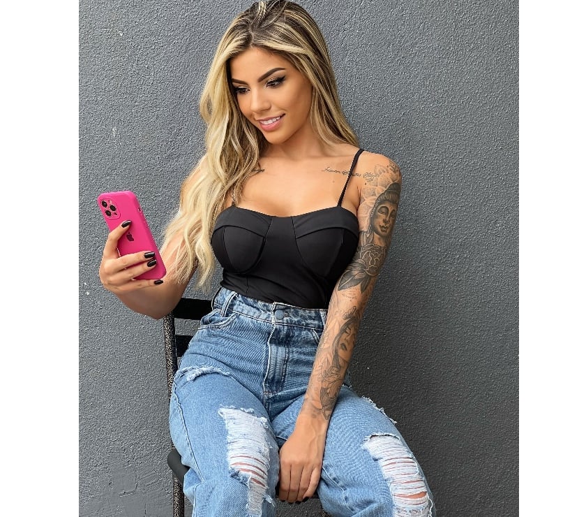 Escorts Canary Wharf Station East London - Photos for 🇧🇷JULIA BRAZILIAN✨ HIGH CLASS 💯% REAL PICS✨