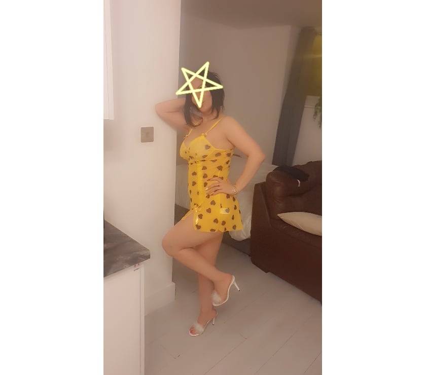 Escorts Wiltshire Swindon - Photos for Mirabellxxx partty girl in swindon