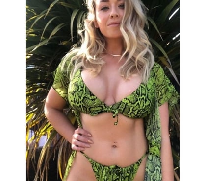 Photos for NAUGHTY GIRL 💫 BJ QUEEN