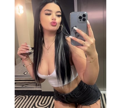 Escorts and Massages Ilford Redbridge - Photos for Emma new in town 90 per hours