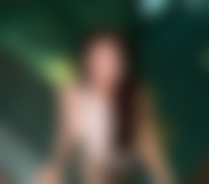 Escort Lowfield Heath Crawley - Photos for ❤️‍🔥New Cute Girls Gatwick Airport Horley Crawley