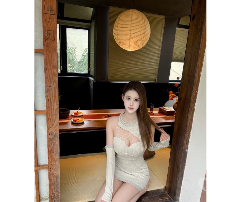 Escorts West Sussex Crawley - Photos for ❤️‍🔥New Cute Girls Gatwick Airport Horley Crawley