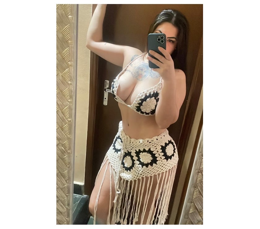 Escorts East London Canary Wharf Station - East London - Photos for 🇮🇳 sexy Indian Rani Canary Wharf E14