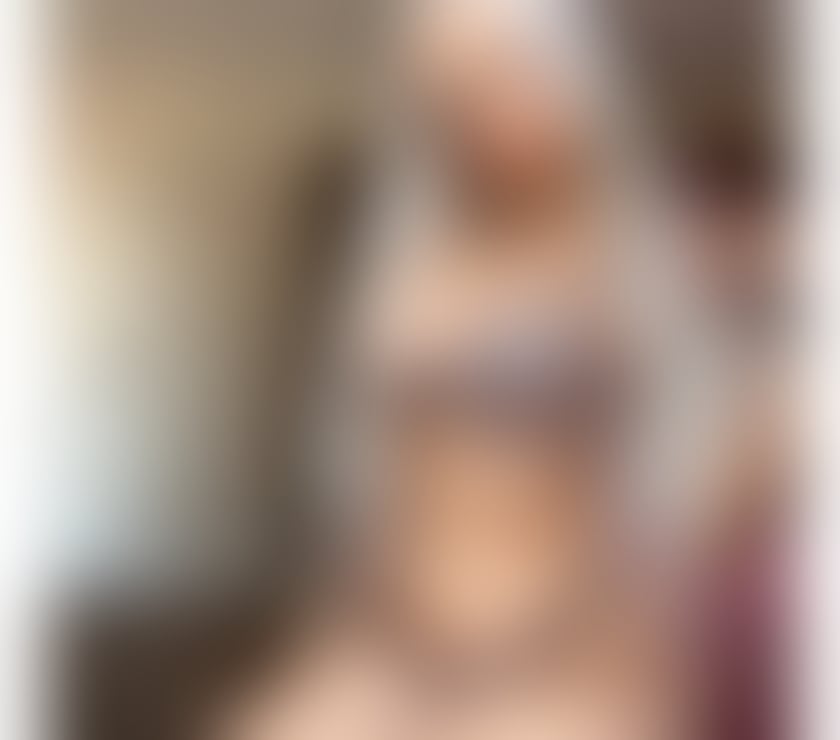 Escorts & Erotic Massage Belfast City Centre (South) Belfast - Photos for RENATA🔥🔥OUTCAL HOTT PARTYY BOOK NOW🔥🔥