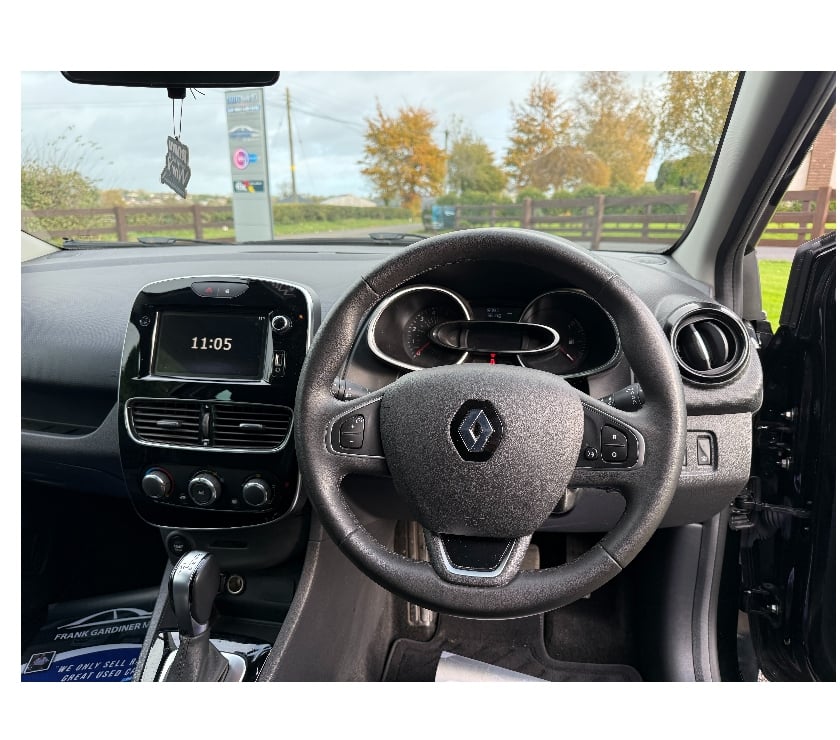 used cars for sale Armagh, Banbridge and Craigavon Magheralin - Armagh, Banbridge and Craigavon - Photos for Frank Gardiner Motors | 2019 Renault Clio