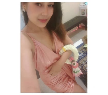 Escorts and Massages Glasgow Airport Renfrewshire - Photos for Thai Massage in Renfrew Paisley