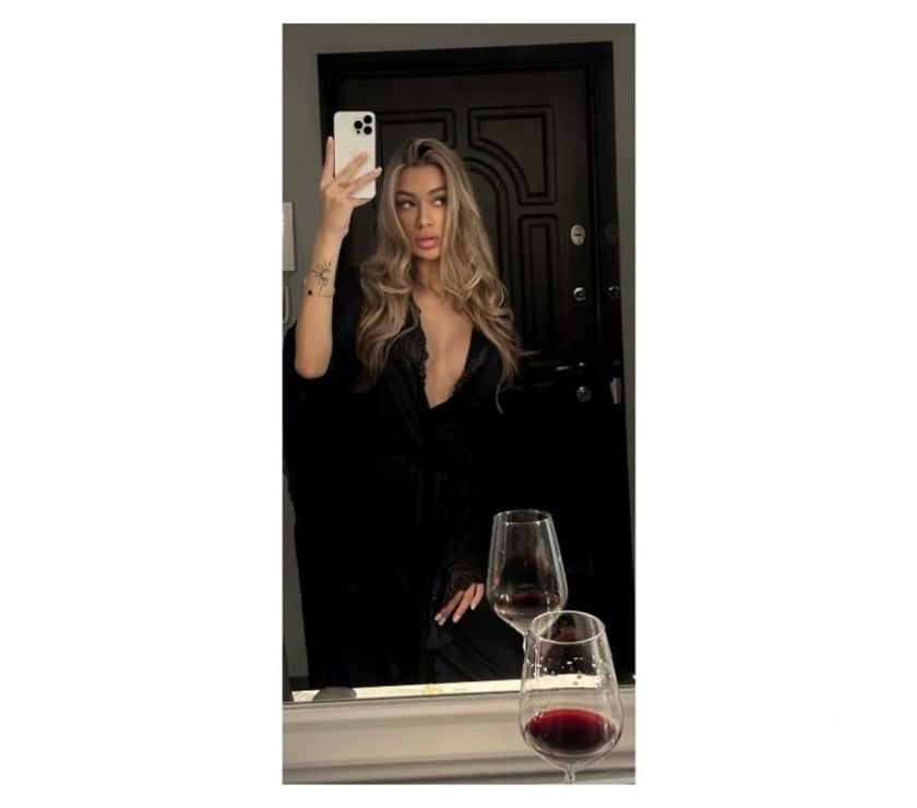 🥂PARTY GIRL🥂 ❤️ KELLY NEW