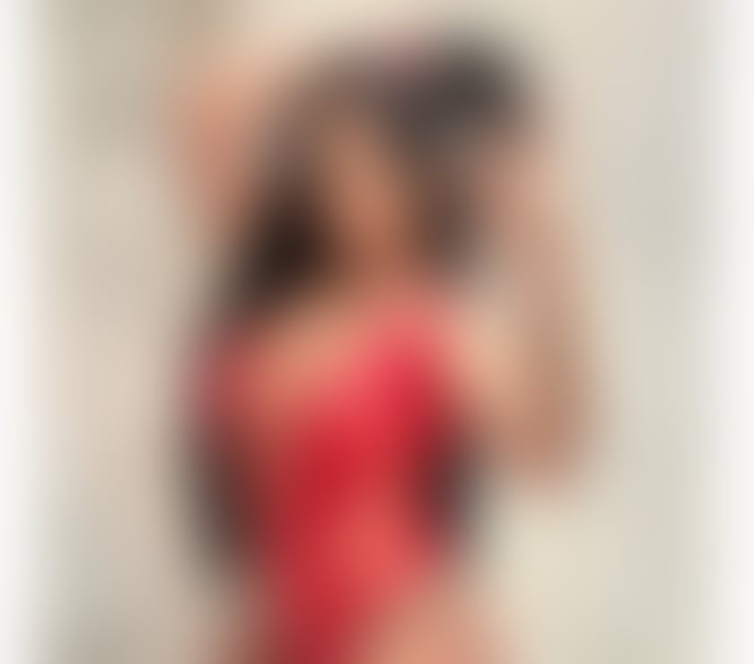 REAL PHOTO NEW IN TOWN PARTY GIRL ❤️🎉