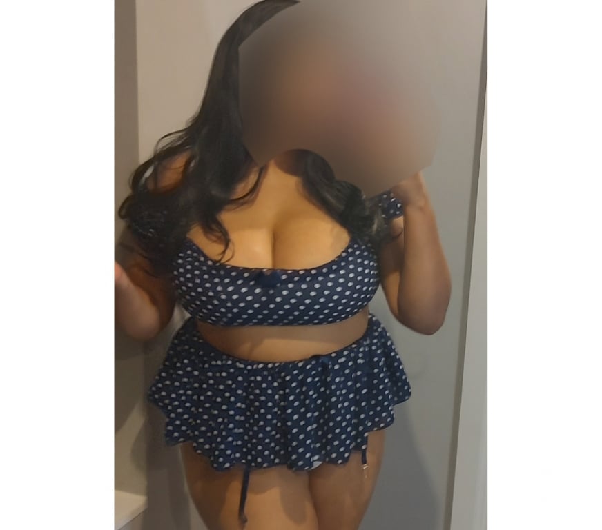 Escorts Cheshire East Wilmslow - Cheshire East - Photos for British mixed race high class beauty😘 Natural 36G & 🍑