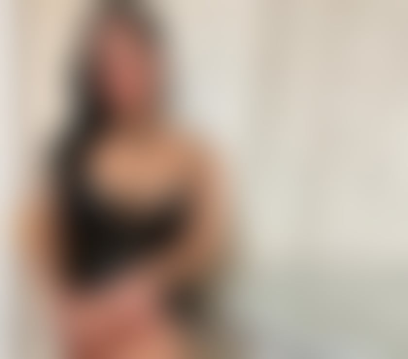  Escorts Leyton East London - Photos for 💎 STUNNING CURVY 👑 ULTIMATE GFE 🔥 LEYTON E10